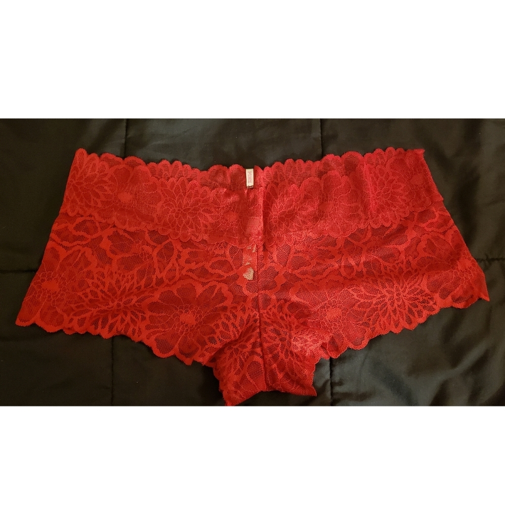 PINK Cheeky Boy Shorts